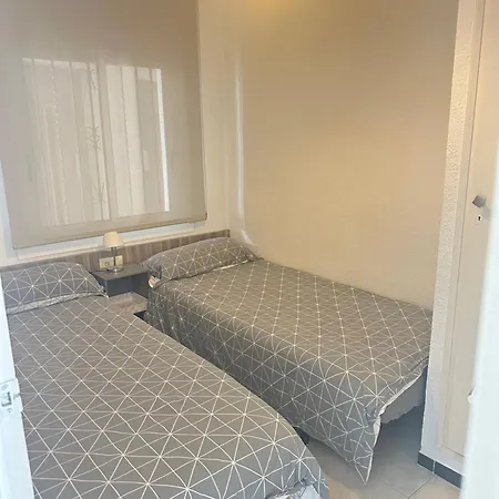 Bonito En Zona Familiar Apartment Roses